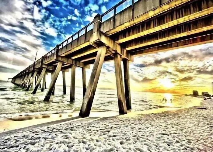 Ocean Front Penthouse Suite Panoramic Views Of Gulf,Pensacola Beach,Pier, & Bay