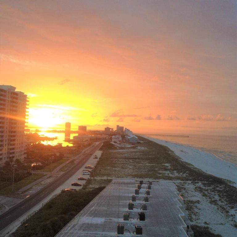 Ocean Front Penthouse Panoramic Views Of Gulf,pensacola Beach,pier, & Bay * Pensacola Beach