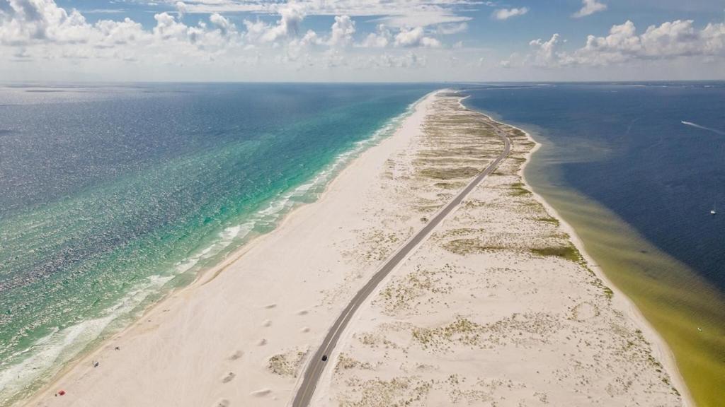 Ocean Front Penthouse Panoramic Views Of Gulf,pensacola Beach,pier, & Bay Apartment