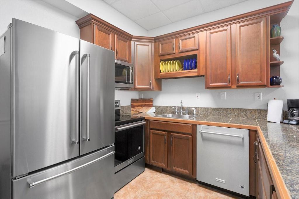 Apartment Ocean Front Penthouse Panoramic Views Of Gulf,pensacola Beach,pier, & Bay *