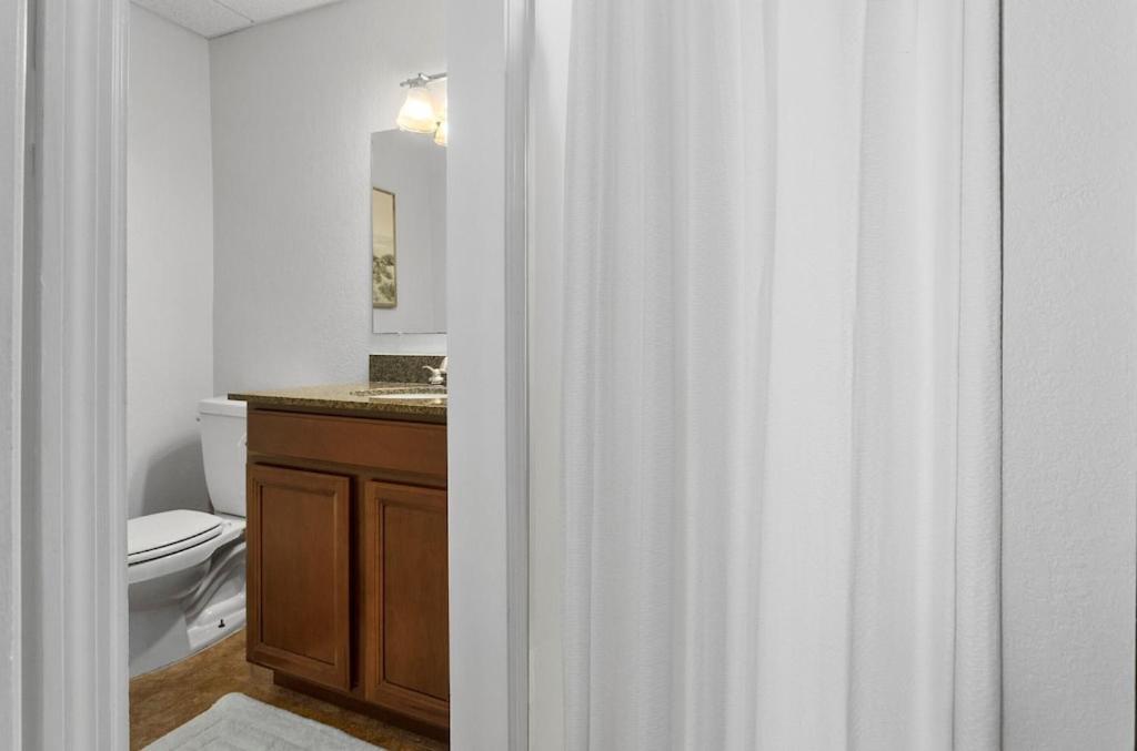 Apartment Ocean Front Penthouse Panoramic Views Of Gulf,pensacola Beach,pier, & Bay *